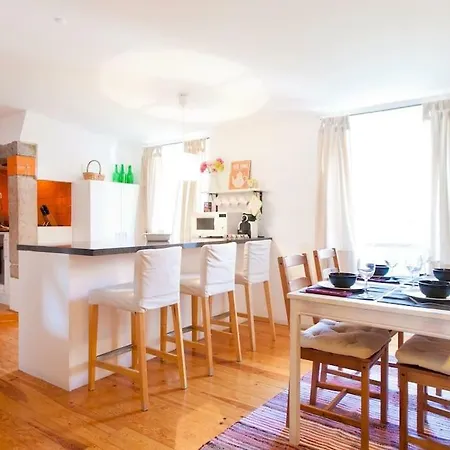 Glaring Tailor Made 2 Bedroom Διαμέρισμα Lisboa